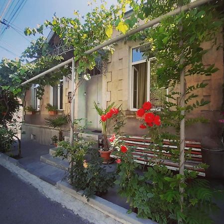 Host Family Hotel Ахалцихе Екстериор снимка